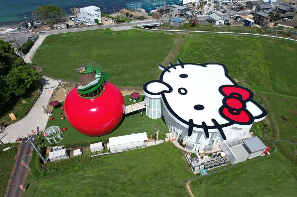 HELLO KITTY SHOW BOX